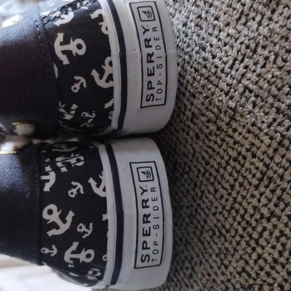 Sperry's - Picture 2 of 4